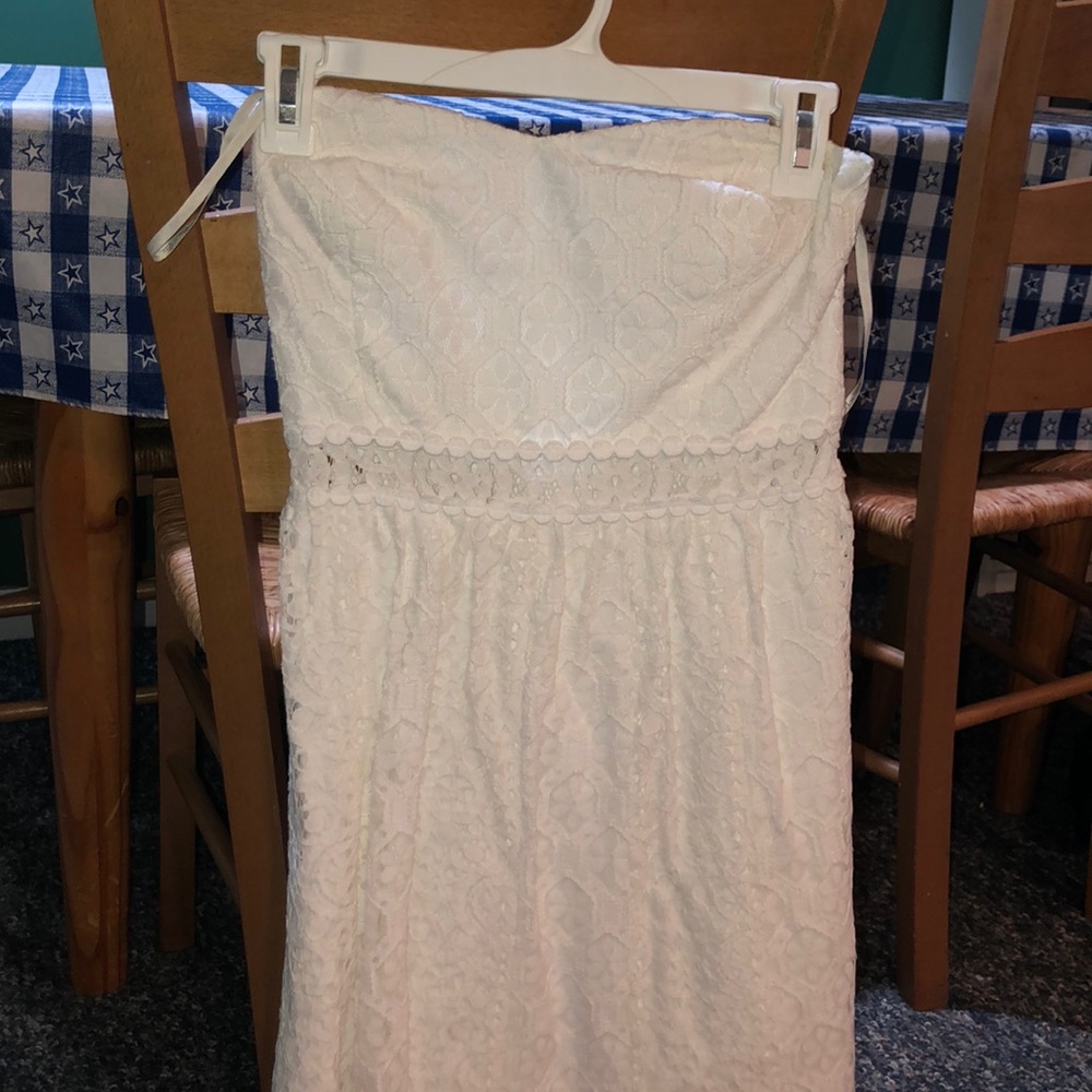 Barely worn white lily dress